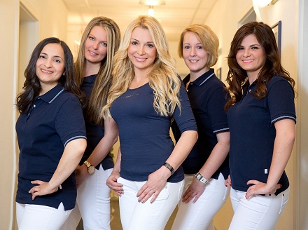 Dr. med. dent. Dorota Wagner und Team Dr. med. dent. Dorota Wagner und Team